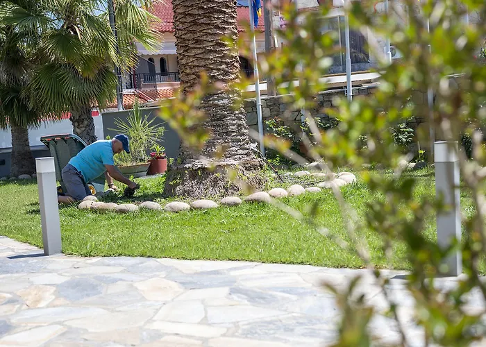 Dionysos & Hotel Chaniotis