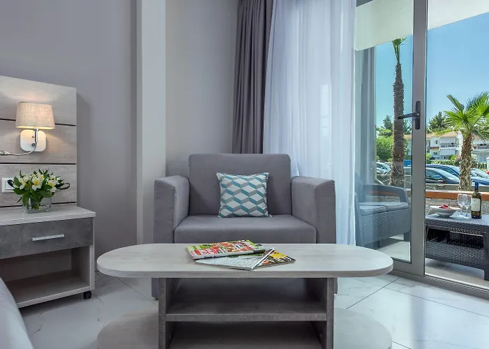 Hotel Dionysos & Chaniotis