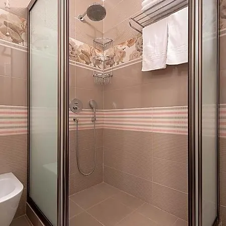 Hotel Dionysos & 3*