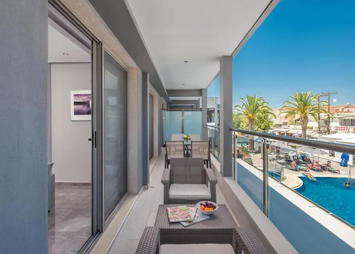 Dionysos & Отель