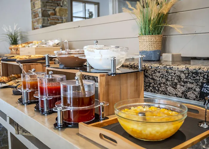 Dionysos & 3* Ханиоти