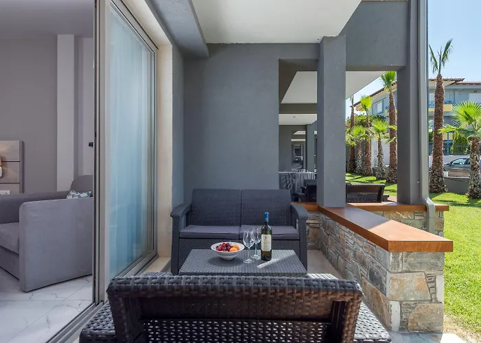 Otel Dionysos &