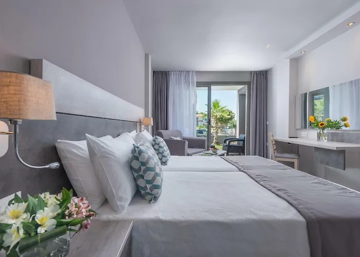 Dionysos & Hotel Hanioti