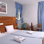 Dionysos & Hotel 3*