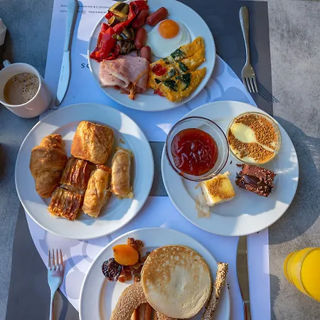 Hotel Dionysos & 3*