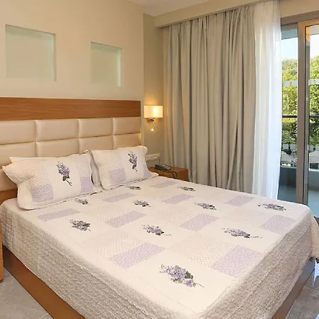 Dionysos & Hotel